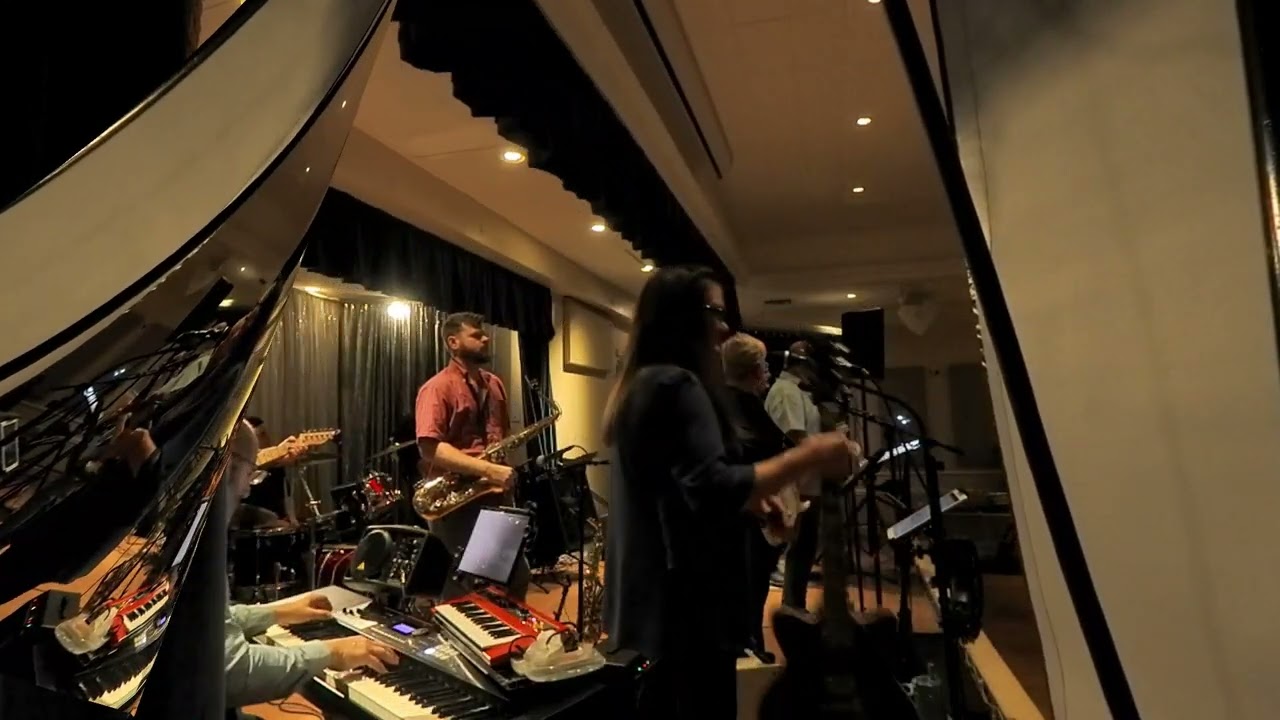 Promotional video thumbnail 4 for Lenny Davis Band