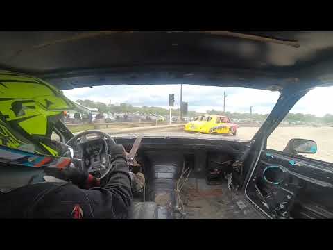 83 Julian Price Grant Standlake Draycott Unlimited Bangers 2022 Heat 1