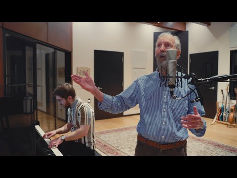 90-Year-Old Croons Bing Crosby Classics