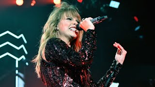 Taylor Swift - I Did Something Bad (American Music Awards, 2018)