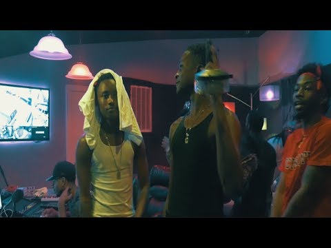 C T B G 7 Ft. C T B Mitch - Allat (Studio Performance)