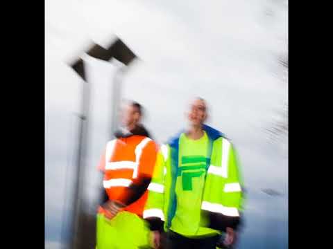 Paul Seul - Gardez vos distances