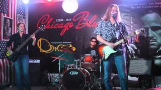 Deluxe Blues Band - Church Is Out (Charlie Musselwhite cover)