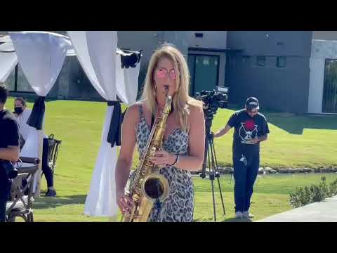 Promotional video thumbnail 3 for Katja Rieckermann Playing the Saxophone