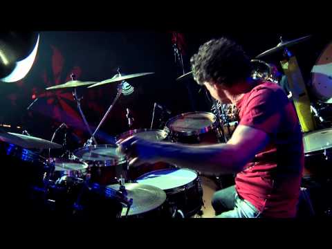 Gavin Harrison & Simon Phillips [Part 3] Guitar Center's Drum-Off 2010 Finals