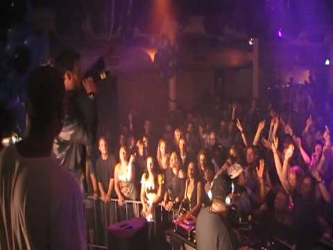 Don Diablo vs Bag Raiders - "I Need to Know vs Shooting Stars" @ Life is a festival Album tour, Tivoli Utrecht