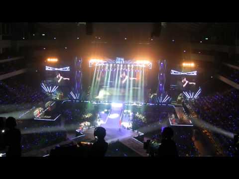 141130 SS6 in Taiwan：Walking