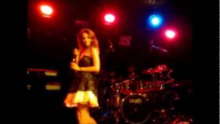 Lana Del Rey - Kinda Outta Luck (a little bit, live) - HMV Institute, Birmingham 17/11/11