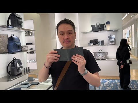 Dior Wallet