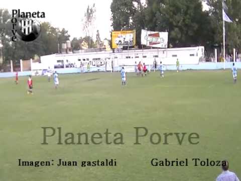 Liniers 4 - El Porvenir 1... Gol de Gabriel Toloza