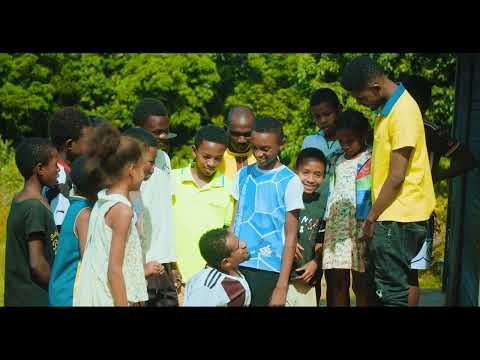 FAYONNE ARMADA "Manambady Aomby" (nouveauté gasy 2025)