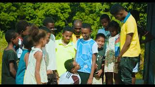 Download lagu FAYONNE ARMADA 'Manambady Aomby' (nouveauté gasy 2025) mp3