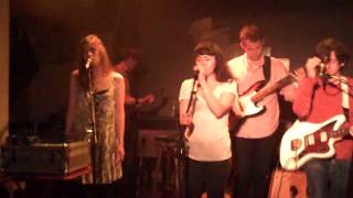 A Sunny Day in Glasgow - So Bloody, So Tight (live)