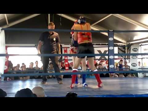 Drakfight 20160609 Sundsvall  H -69kg klass D Ali Taei Drakstaden MIF - Alireza Mohammady ÖJK