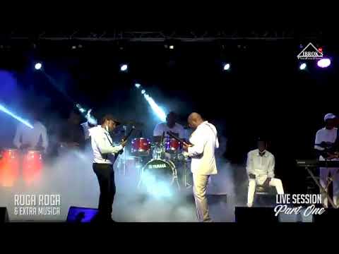 ROGA ROGA  et ESPE BASS  se donnent en spectacle avec guitare à la main(Nostalgie)