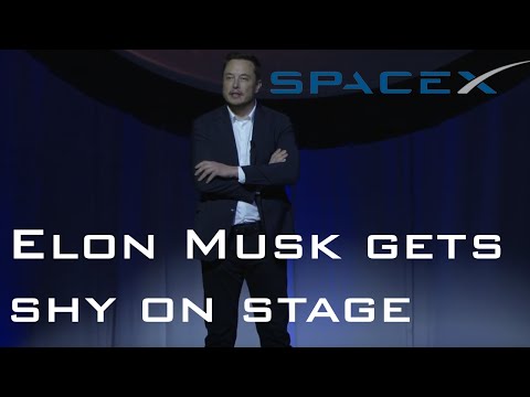 Elon Musk gets shy on stage @ SpaceX Humans a Multiplanetary Species