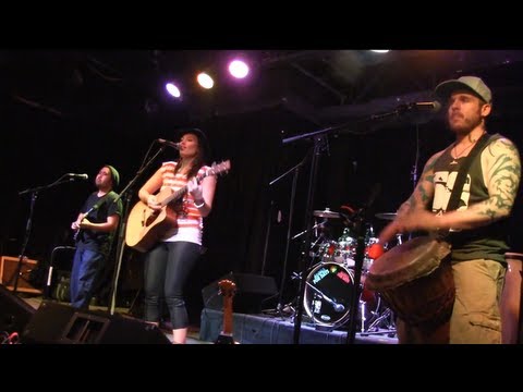 ANUHEA - Only Man In The World - Soundcheck Session @ The Walnut Room