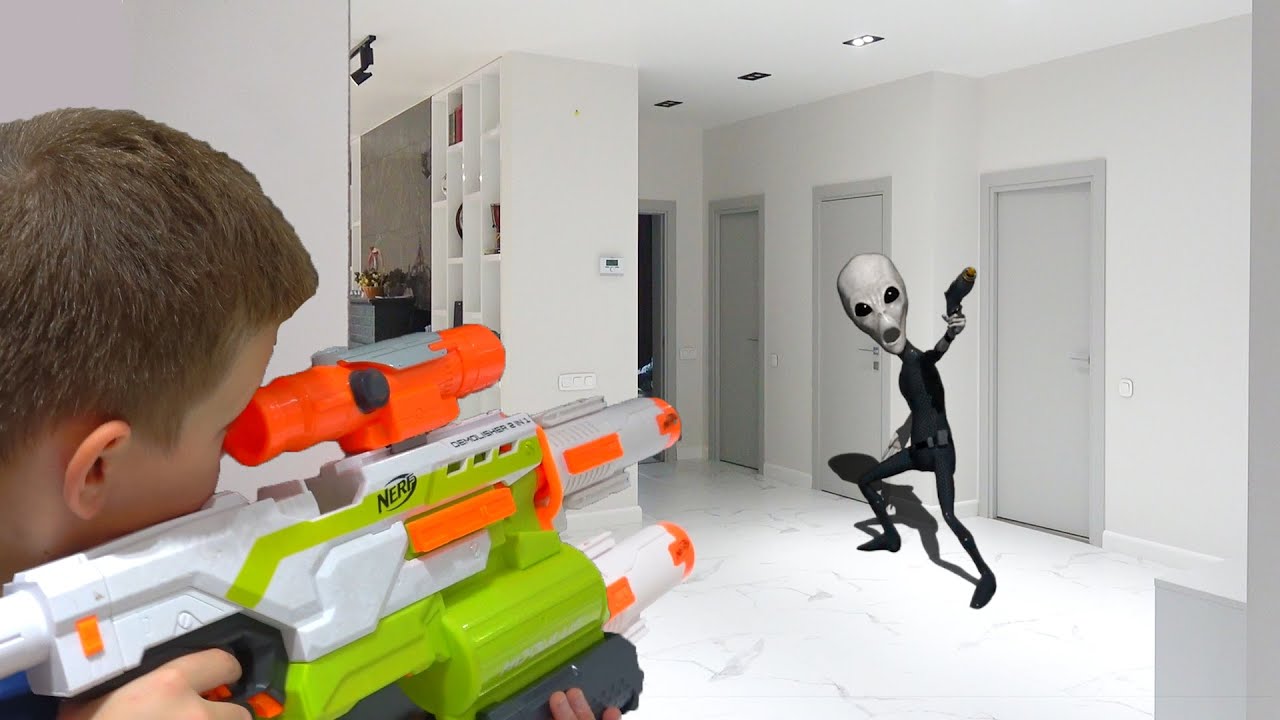 АРСЕНИЙ против ПРИШЕЛЬЦЕВ. ARSENIY vs ALIEN. NERF BROS SHOW