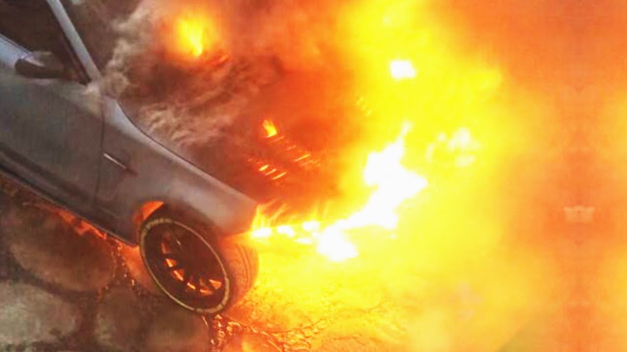 SE INCENDIÓ MI AUTO....