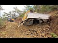 How to Cut a Slope with a CAT D7g Bulldozer - How to Widen a Road ? #caterpillar #bulldozer