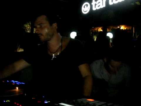 Luciano @ Tartana Club - 21 Luglio 2010 - Pt.1 [HQ]