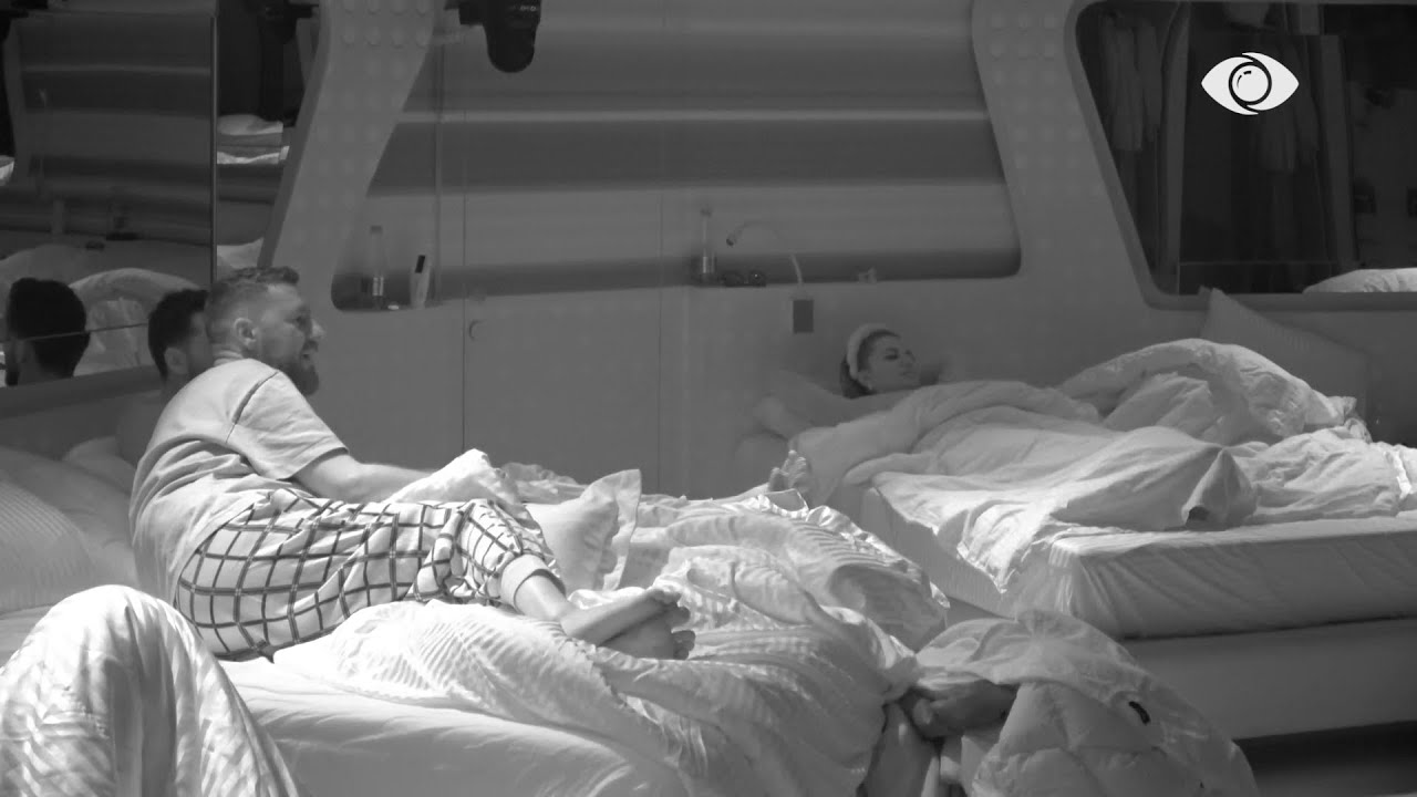 Angelo dhe Miri imitojnë Rogertin, i shkojnë Baby G: Pse rri shtrirë? Ku e ke qafën…