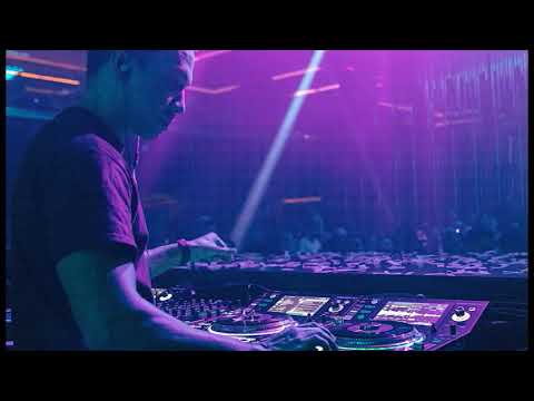 Calvin Harris vs. Underdog Project - Met You In The Summer Jam (Laidback Luke Mashup)