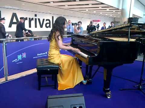 myleene klass playing @ olympics heathrow terminal 5