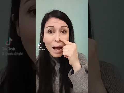 A lezione di canto con Roberta - come sollevare il palato molle