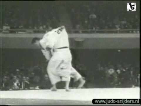 Judo Tokyo 1964 Aron Bogolubov USSR   Chung Sam Park KOR