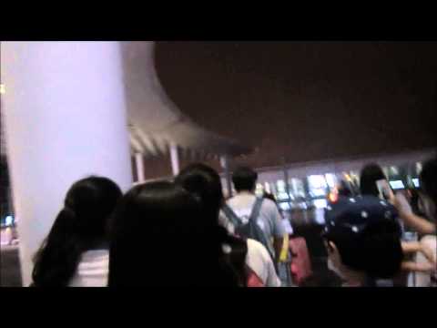 150605 f(x) amber arrived Shenzhen Baoan International Airport(part 2)