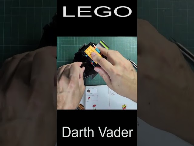 Vídeo relacionado con LEGO Star Wars Casco de Darth Vader Maqueta de Construcción y Manualidad para Adultos, Pieza de Colección, Regalo para Hombres y Mujeres Fans de la Saga de la Guerra de Las Galaxias 75304