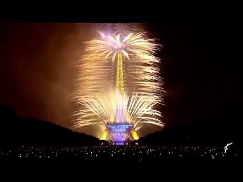 Bastille Day in Paris: the Eiffel tower fireworks