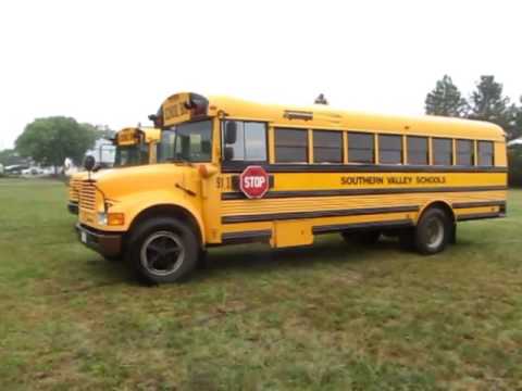 1991 International 3800 school bus for sale  sold at auction October 8 2013