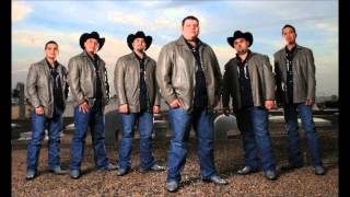 ¿Qué Te Pasa? Lyrics English Translation