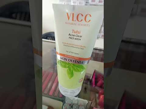 VLCC Tulsi Acne Clear Face Wash 150ml, Gel