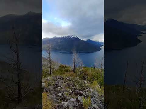 Nada más REAL que #caminar en este #paisaje #short Lago Puelo #invierno 2024 #raw #argentina #nature