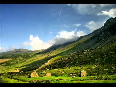 69 Al Haqqah (complete)+(Urdu translation)