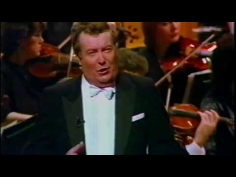 Stuart Burrows Sings  -  'Amor ti vieta' from the Giordano Opera Fedora