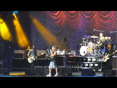 Foo Fighters Roger Taylor - Cold Day in the Sun @ Milton Keynes Bowl 2 July '11