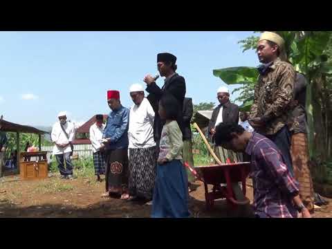 PELETAKAN BATU PERTAMA PESANTREN JEGONGAN MANFAAT