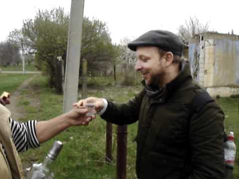 Transnistria Tour Bessarabian Black Sea Germans Family welcome Tourist with Vodka Tim Tiraspol 