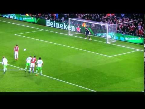 CHL MAN UTD VS WOLFSBURG 1-1 PENALTY GOAL JUAN MATA 30.9.15