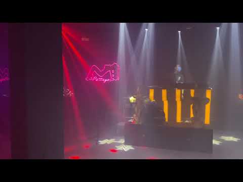 Lắp đặt hệ thống Âm Thanh - Ánh Sáng quán Pub Biên Hoà