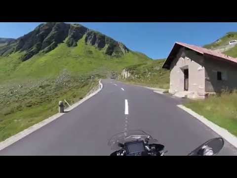 passo Oberalp in moto - Oberalppass mit dem motorrad