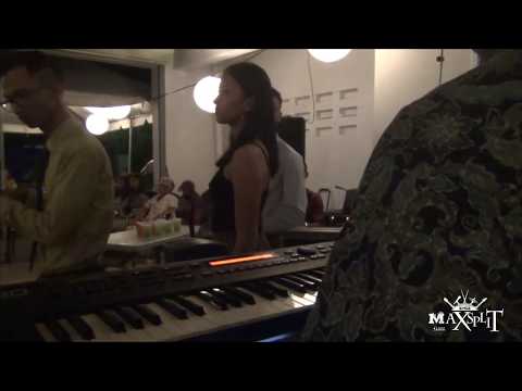 Maxsplit - Kom Uit De Kast (live performance)