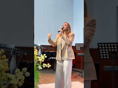 Ao Amigo Distante #CristinaMel na Primeira Igreja Batista de Nova Iguaçu. 💕