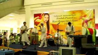 Download lagu gigi - Lailatul Qadar (DeZiG cover).avi mp3 Download lagu gigi - Lailatul Qadar (DeZiG cover).avi mp3