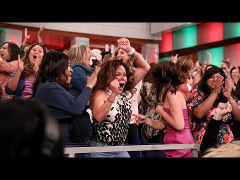 一場 "盒子裡有什麼 "的遊戲？帶來12天的歡樂 (A Game of 'What’s in the Box?' Brings 12 Days Cheer)