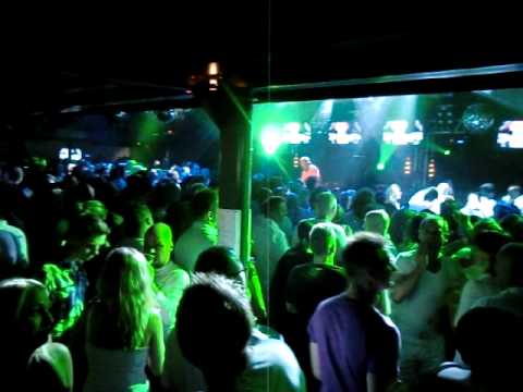 Richard Durand playing his single Wide Awake @ ISOS 9 Release Party Amsterdam